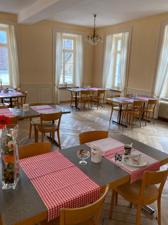 Hotel Restaurant Raben Linthal Exterior foto